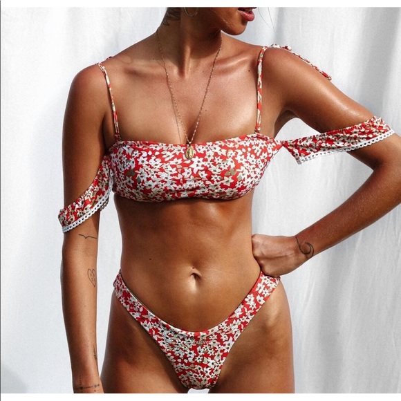 ❤️6. flroal off Shoulder swimsuits - Picture 2 of 7